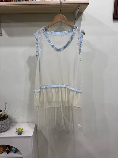 花邊v領拼紗背心2