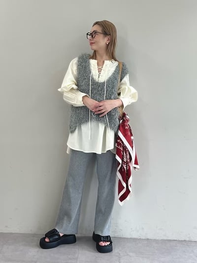 綁帶澎袖襯衫10