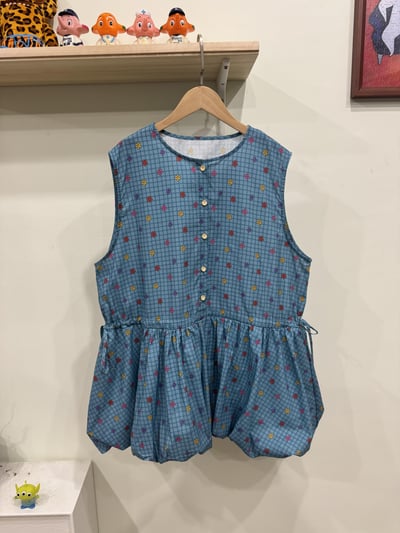 小花排扣燈籠背心2
