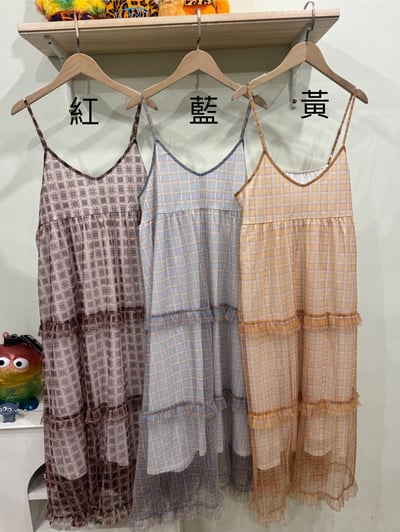 老窗柔紗洋裝1