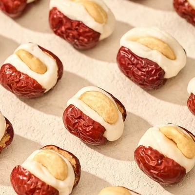 加購優惠限時特賣-新疆腰果泡芙棗抱抱果