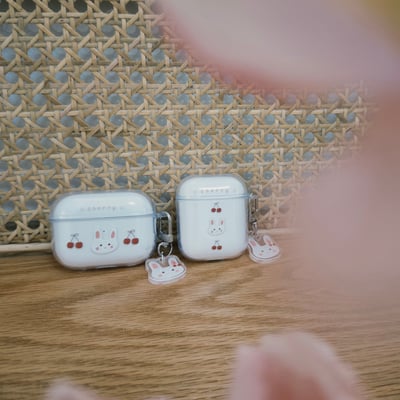 [現貨] Rabbit and Cherry｜耳機殼2