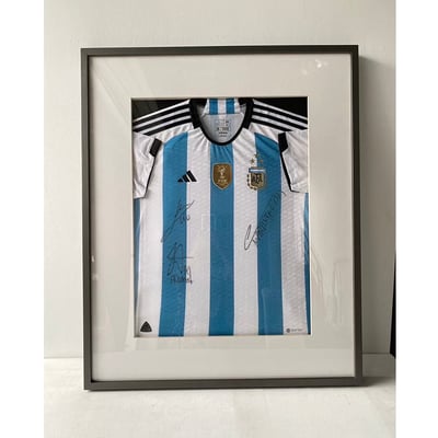 ｜簽名足球衣｜#620+卡紙窗1