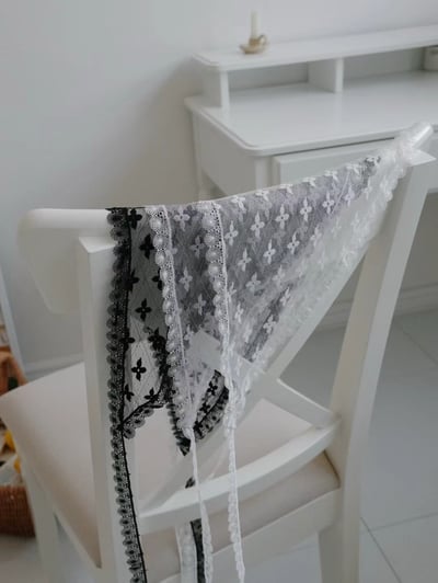 韓國 UNI 薄紗蕾絲小花綁帶頭巾絲巾2