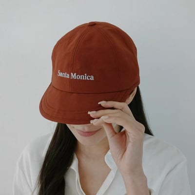 韓國UNI  聖莫尼卡中性復古五分割老帽1