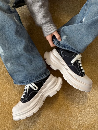 韓國 AL 6.5CM 弧刀熊貓厚底板鞋 (男女)10