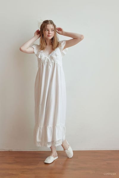 韓國 LUNA 法式浪漫蕾絲深V長裙洋裝睡衣6