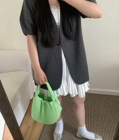 韓國TRO 高級感少見超輕百褶肩背側背包6