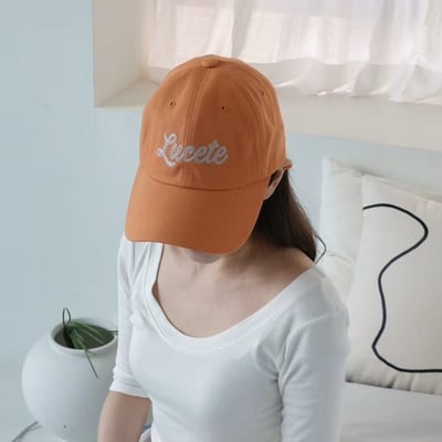 韓國UNI盧賽特英文刺繡棒球帽1