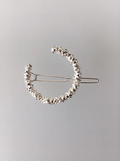 韓國NYU 金屬熔岩滿天星迴紋釦夾8