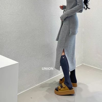 正韓UNI金扣小腿襪2