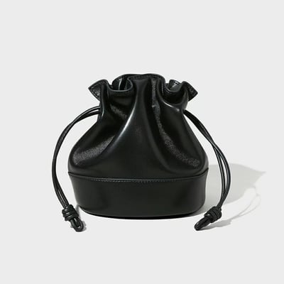 韓國TRO 高級感初春純色羊皮縮口水桶包7