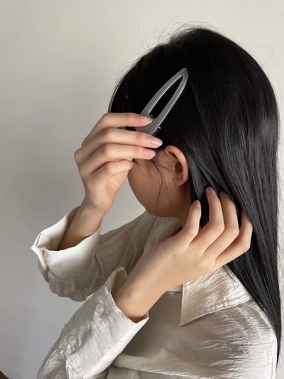 韓國NYU 韓國經典熱銷鏤空三角夾1