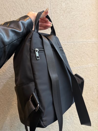 韓國人氣爆款尼龍縮口後背包3