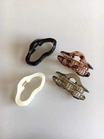 韓國NYU 法式浪漫鏤空雲朵鯊魚抓夾2