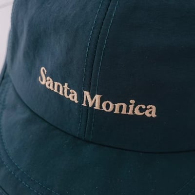 韓國UNI  聖莫尼卡中性復古五分割老帽8