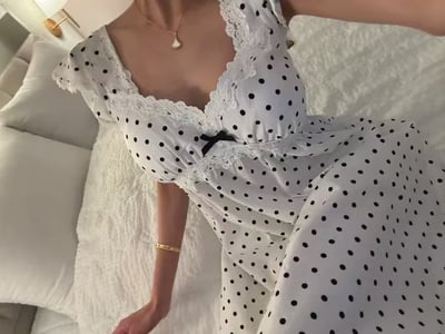 韓國 LUNA 法式浪漫小蝶袖點點長裙睡衣4