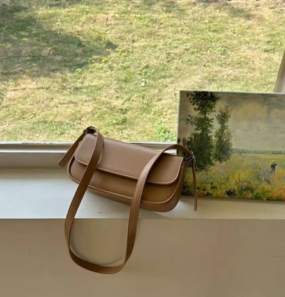 韓國TRO 高級感極簡法式法棍腋下手提包7