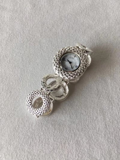 韓國NYU 法式古典岩溶繡球造型手錶5