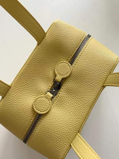 韓國TRO 高級感糖果荔枝方塊手提包7