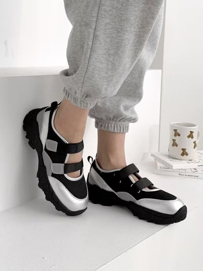 韓國 NAA 真皮兔兔洞洞休閒運動女鞋7