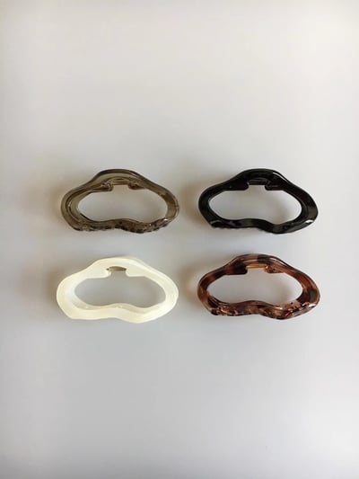 韓國NYU 法式浪漫鏤空雲朵鯊魚抓夾4