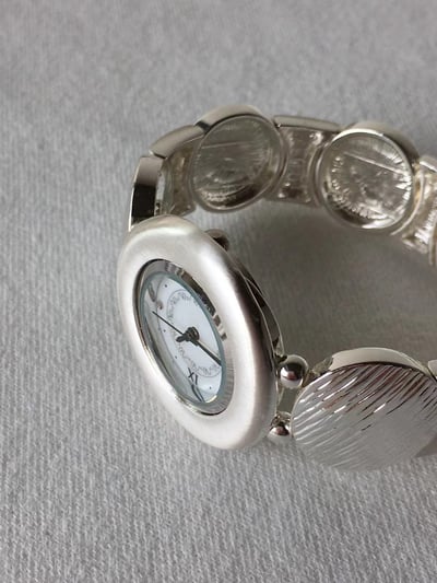 韓國NYU 法式古典刻紋元寶手錶1