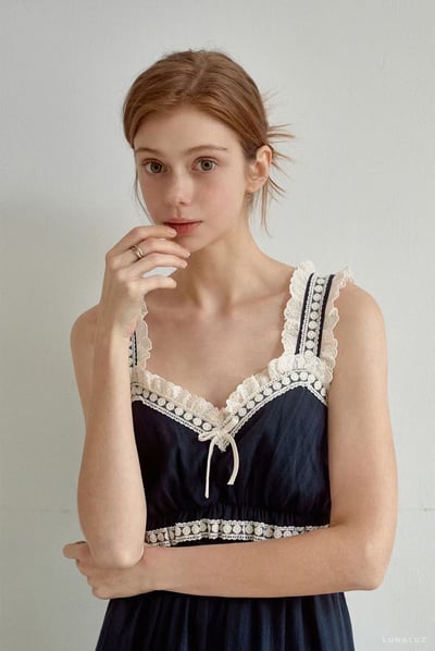 韓國 LUNA 法式花邊蛋糕長裙睡衣2