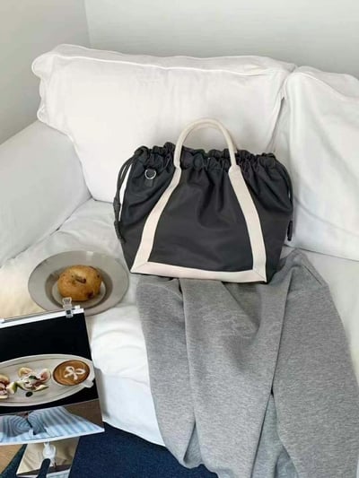 韓國TRO 文青通勤抽繩尼龍手提側背托特包6