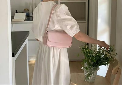 韓國TRO 高級感極簡法式法棍腋下手提包4