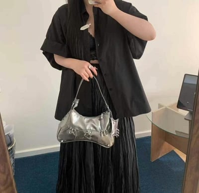 韓國TRO 美式復古卯釘機車手提斜挎包3