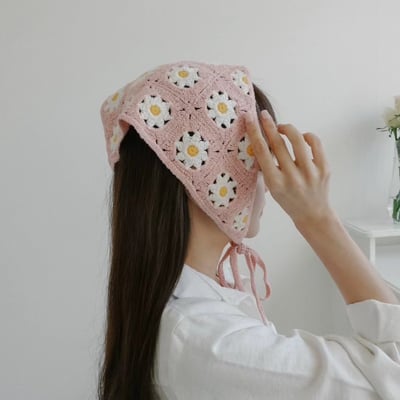 韓國UNI繽紛初春小花手繡綁繩頭巾1