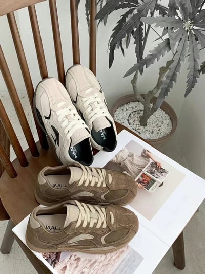 正韓NAA復古校園風阿甘鞋1