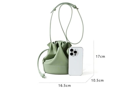 韓國TRO 高級感初春純色羊皮縮口水桶包8