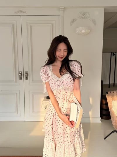 韓國 LUNA 法式浪漫碎花玫瑰長裙洋裝睡衣1