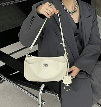 韓國TRO 高級感真皮凱莉鎖手提斜挎包3