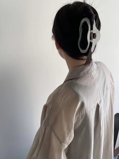 韓國NYU 法式浪漫鏤空雲朵鯊魚抓夾3