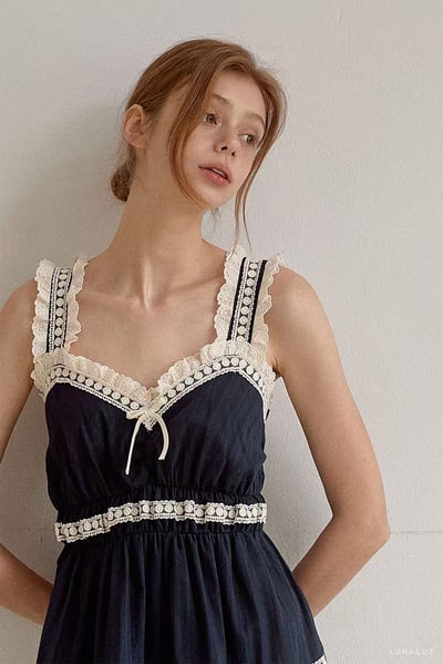 韓國 LUNA 法式花邊蛋糕長裙睡衣3