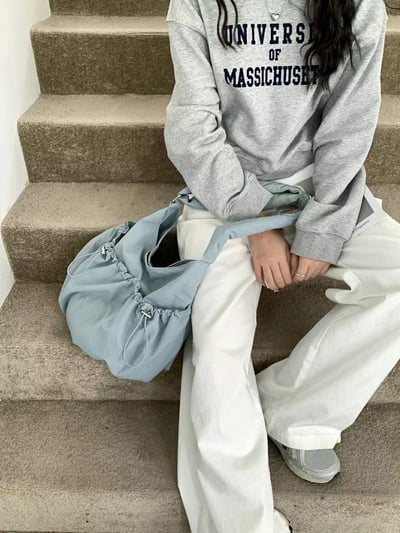 韓國TRO 人氣尼龍帆布雲朵抽繩肩背斜挎包3