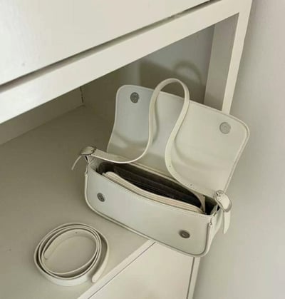 韓國TRO 高級感極簡法式法棍腋下手提包9