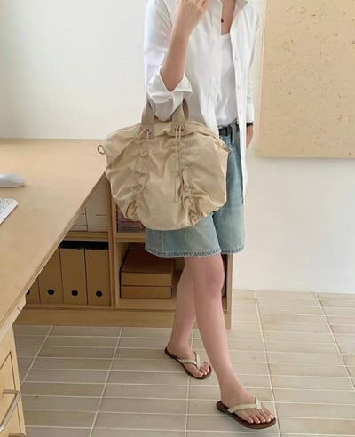 韓國TRO人氣休閒通勤抽繩手拿側背托特包6