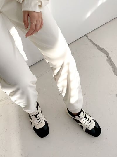 韓國 NAA 真皮麂皮杜泊德訓休閒女鞋8