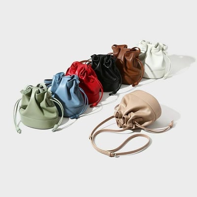 韓國TRO 高級感初春純色羊皮縮口水桶包2