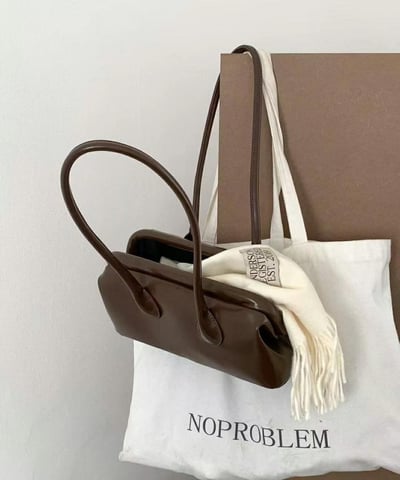 韓國TRO 高級感法棍軟皮腋下包8