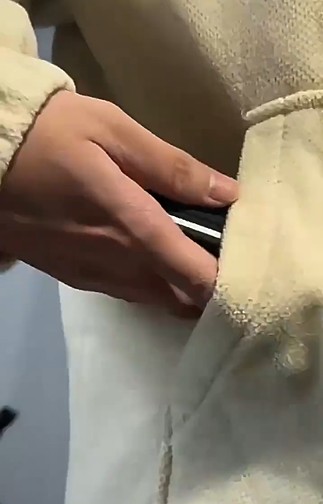 百變硅膠鋁合金支架10