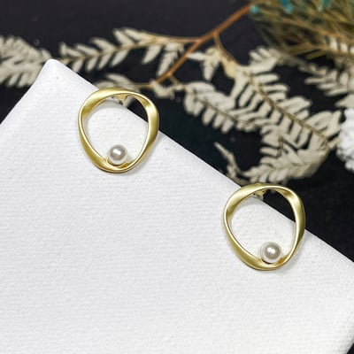 【 淳飾 】銀針｜氣質霧金珍珠耳圈 14519091