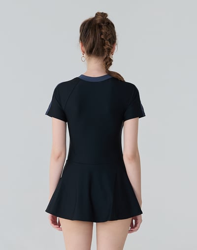 Haolang 低調經典黑短袖連身裙泳衣2