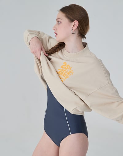 Haolang 中性厚磅落肩大學T米杏色5