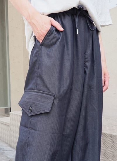 【 Giusto 】滑面條紋寬版落地褲 透氣舒適7