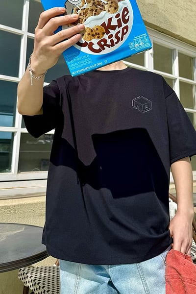 【 優惠只到05/16 】盒子裡的慵懶鴨鴨印圖短袖上衣4